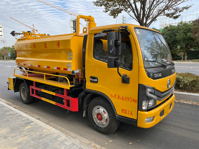 江津清洗吸污车